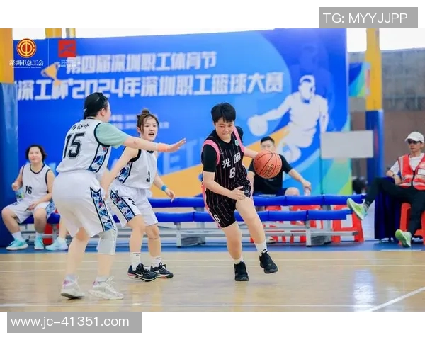 深圳篮球队近期状态全面对比分析及未来发展趋势探讨