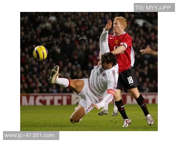 不同足球明星铲球技巧的比较与分析探讨