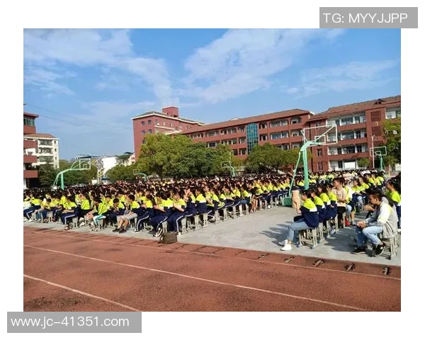 西安篮球队逆袭联合会杯的辉煌征程与奋斗精神解析 西安篮球队逆袭联合会杯的辉煌征程与奋斗精神解析