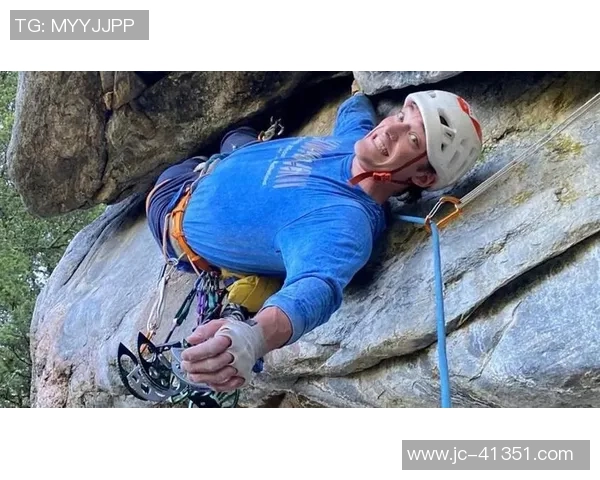 深圳攀岩队技术争议引发热议攀岩爱好者的观点碰撞与思考